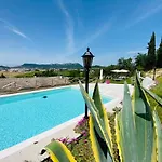 Апартаменты Poggio Ulivo Pool-apartments