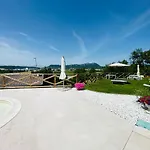 Апартаменты Poggio Ulivo Pool-apartments *