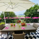 Poggio Ulivo Pool-apartments