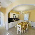 Poggio Ulivo Pool-apartments * Rivoli Veronese