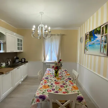 Poggio Ulivo Pool-apartments *