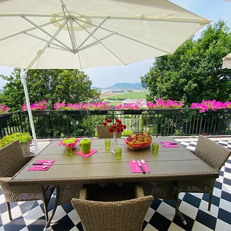 Poggio Ulivo Pool-apartments