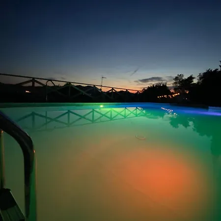 Poggio Ulivo Pool-apartments