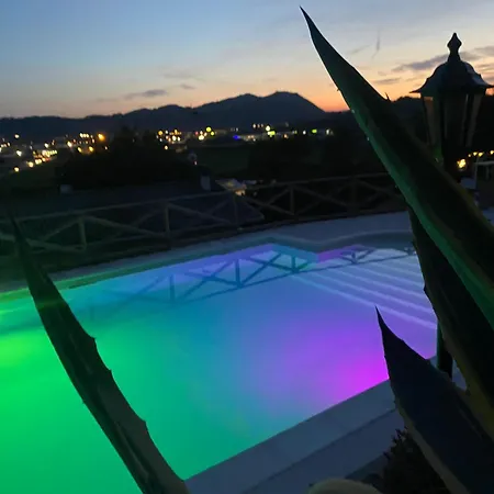 Poggio Ulivo Pool-apartments Lejlighed
