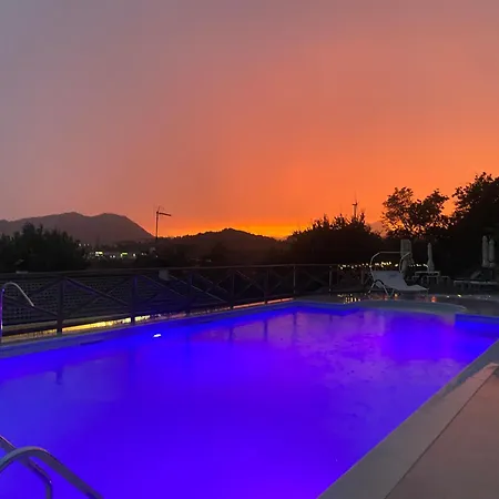 Poggio Ulivo Pool-apartments * Rivoli Veronese
