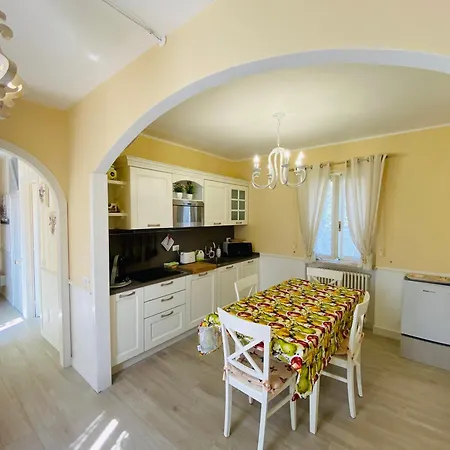 Poggio Ulivo Pool-apartments * Rivoli Veronese