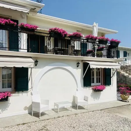 דירה Poggio Ulivo Pool-apartments *